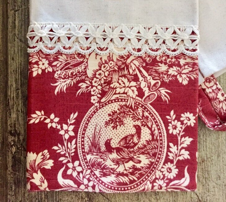 Waverly Country House Red Floral Toile Potholder