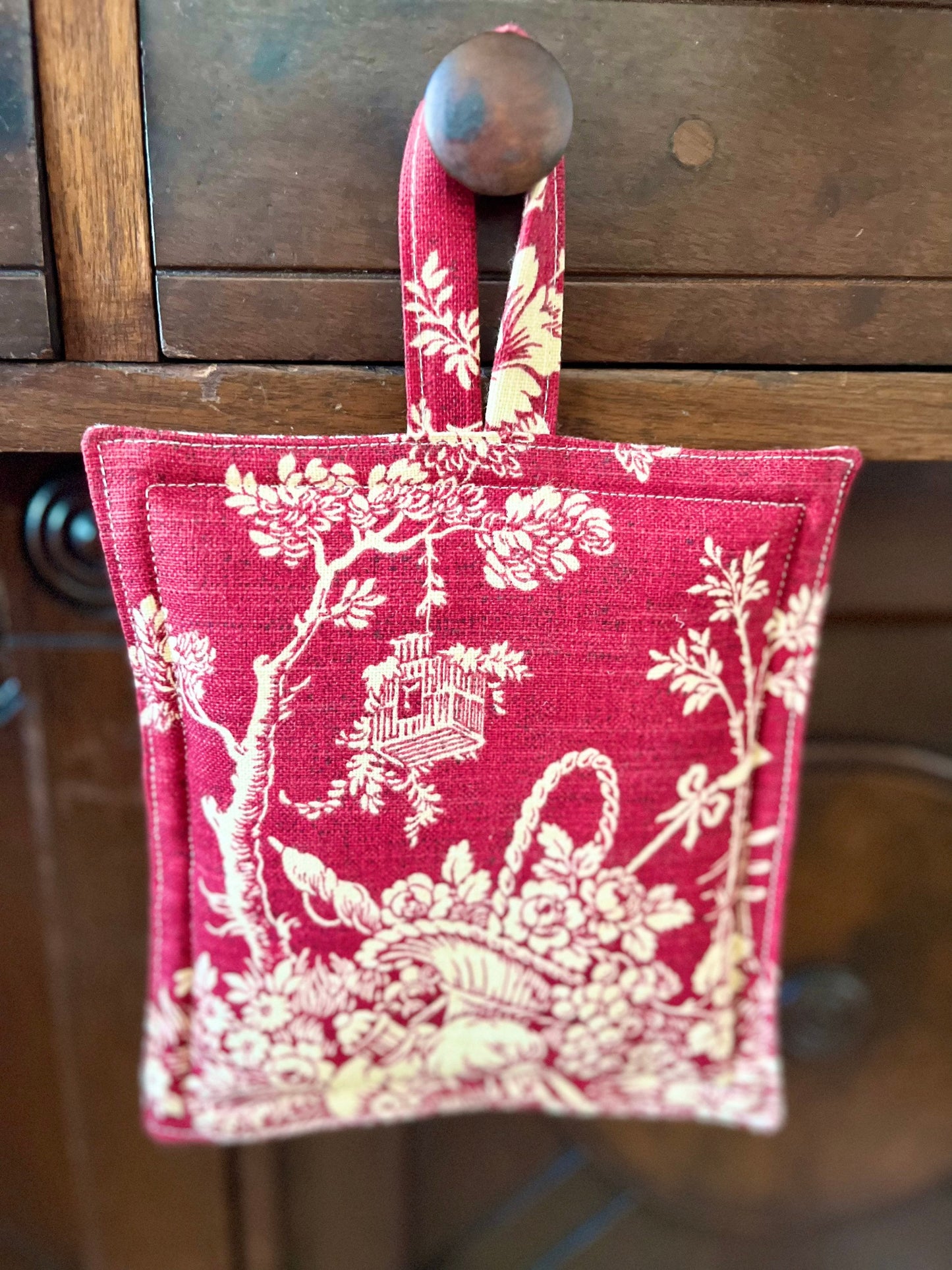 Waverly Country House Red Floral Toile Potholder