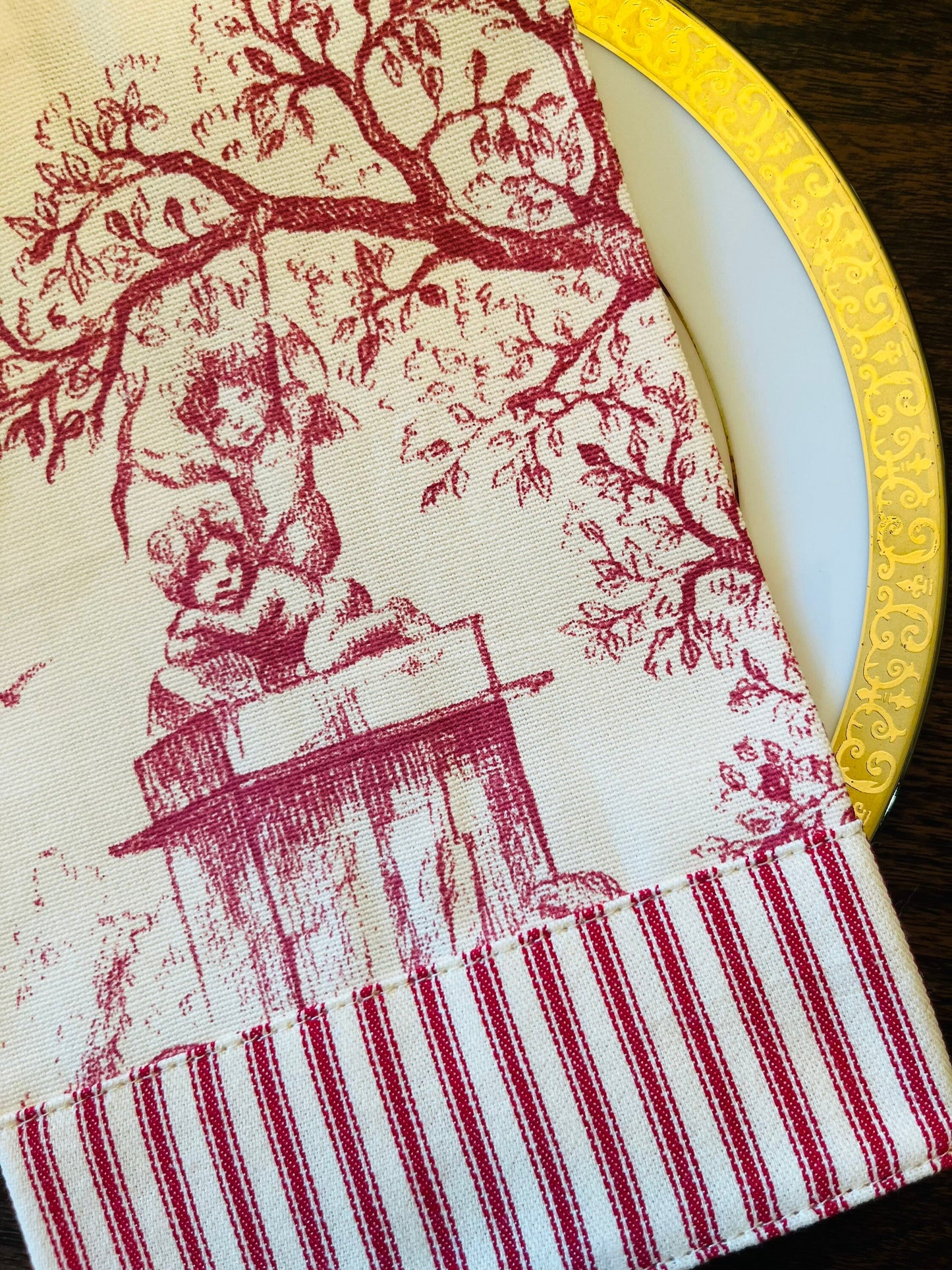 Stof Festin Red Toile Fingertip Towel