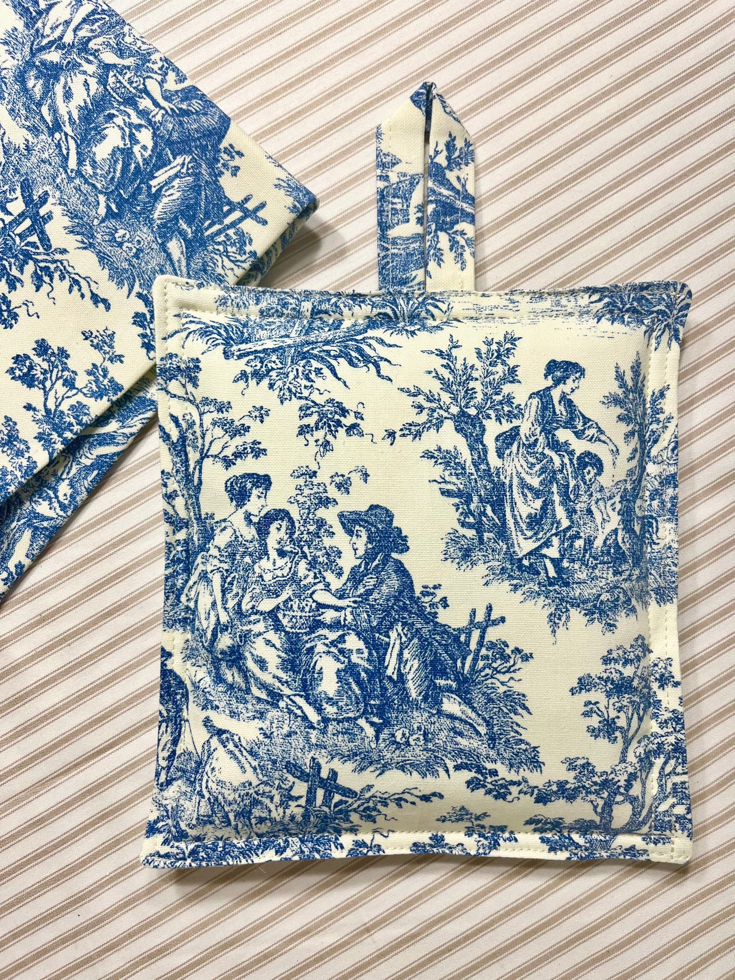 Blue Cream Toile Potholder